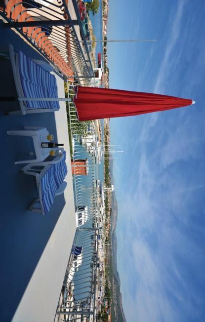 Studio Apartman Подстрана Екстер'єр фото